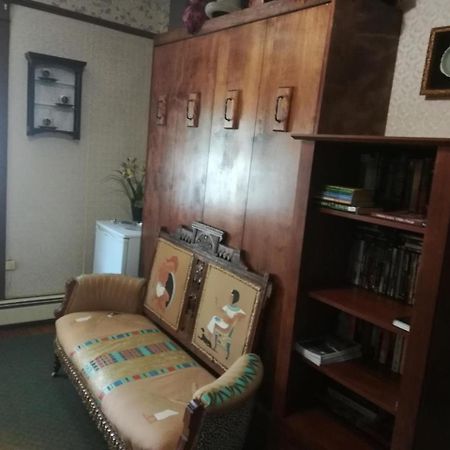 تشارلوت تاون Colonial Charm Inn المظهر الخارجي الصورة