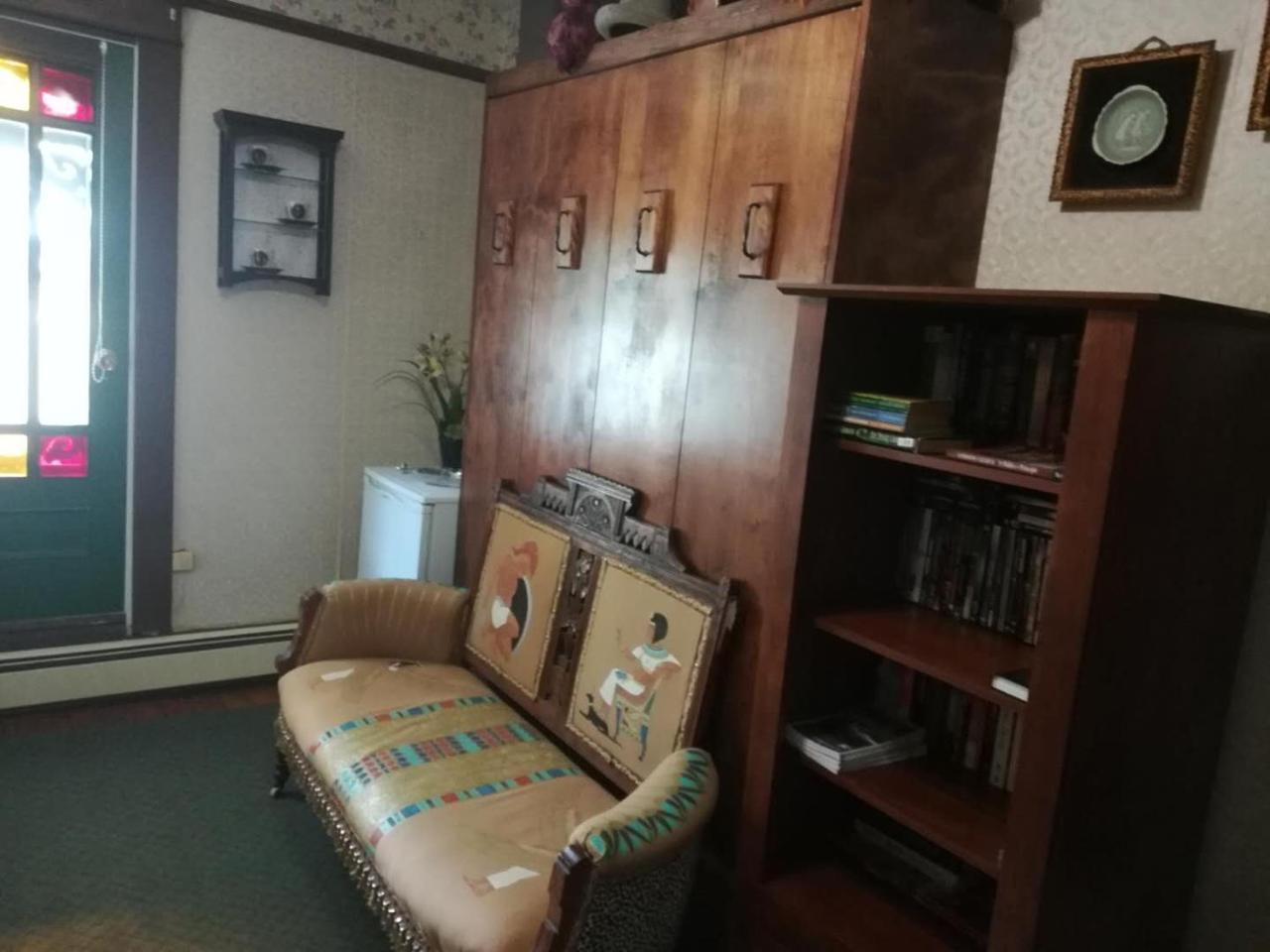 تشارلوت تاون Colonial Charm Inn المظهر الخارجي الصورة